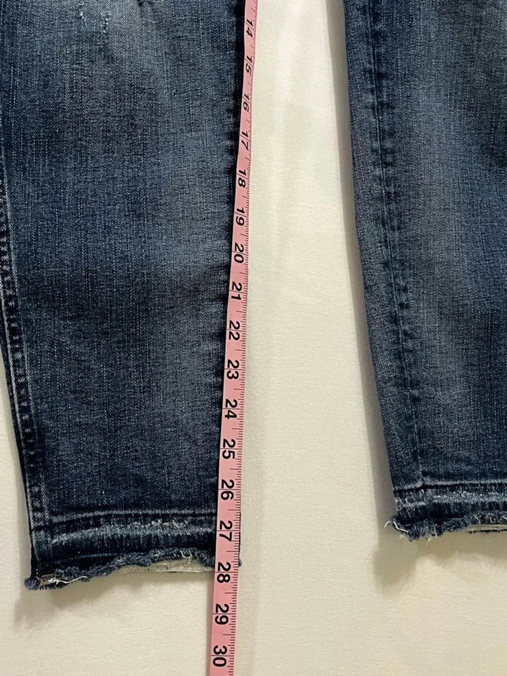 Madewell 9” High Rise Skinny Jeans Dark Wash 31 Raw Hem Distressed - Picture 11 of 12